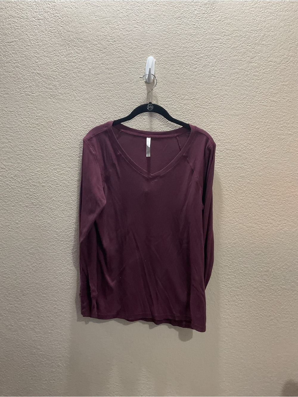 LuLaRoe Women's Long Sleeve V-Neck Top - Burgundy